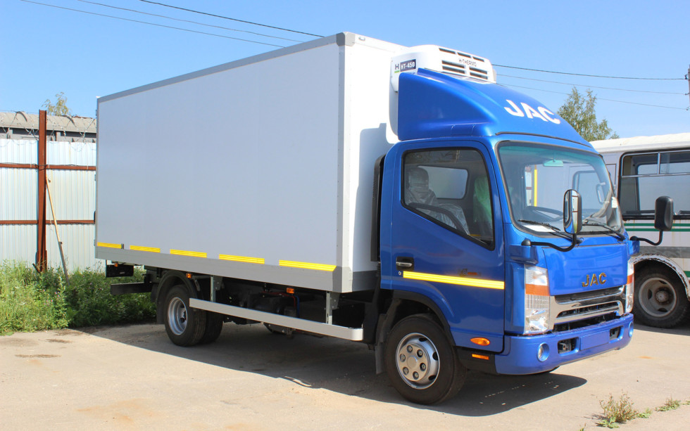 JAC рассказала о новых модификациях грузовиков для России