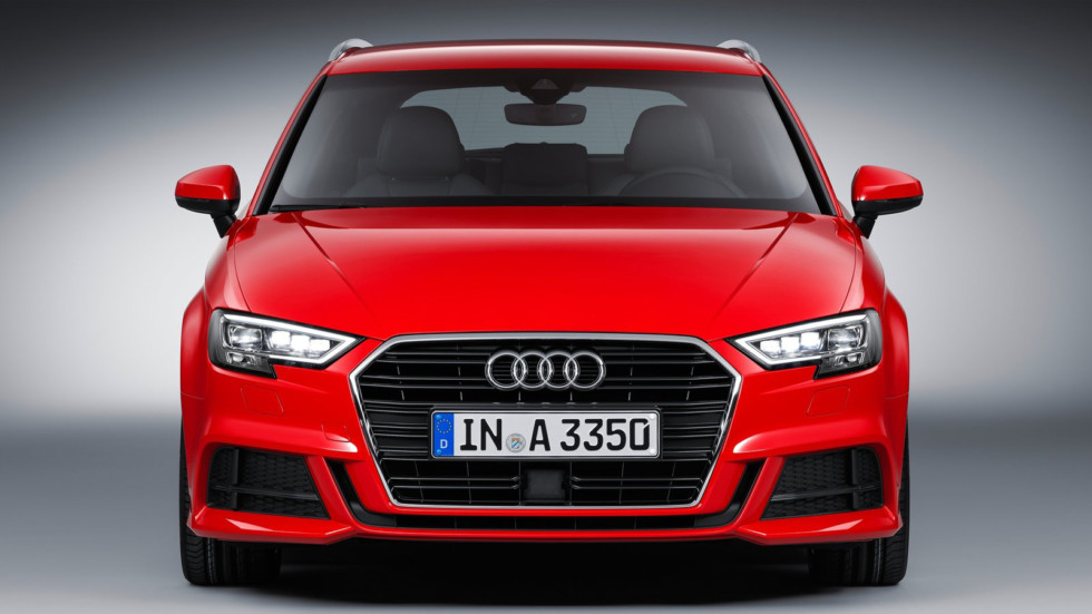 Audi наращивает продажи седана A4 в Европе