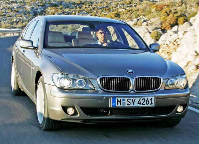 BMW 7-Series 2005-2008 отзывают из-за дефекта АКПП