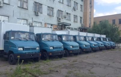 Нераспроданные «Бычки» ржавеют на ЗИЛе