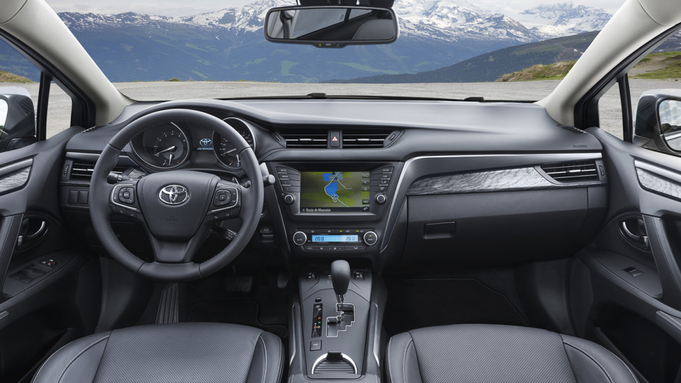 Toyota Avensis может исчезнуть из модельного ряда