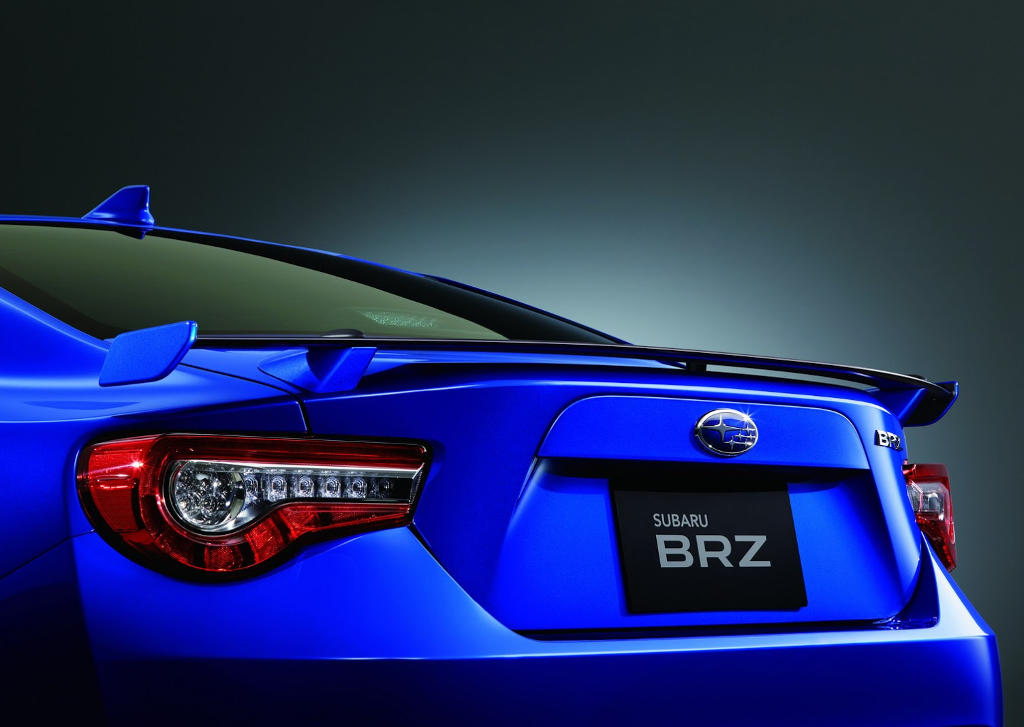 Новое купе Subaru BRZ GT 2017 (цена, фото)
