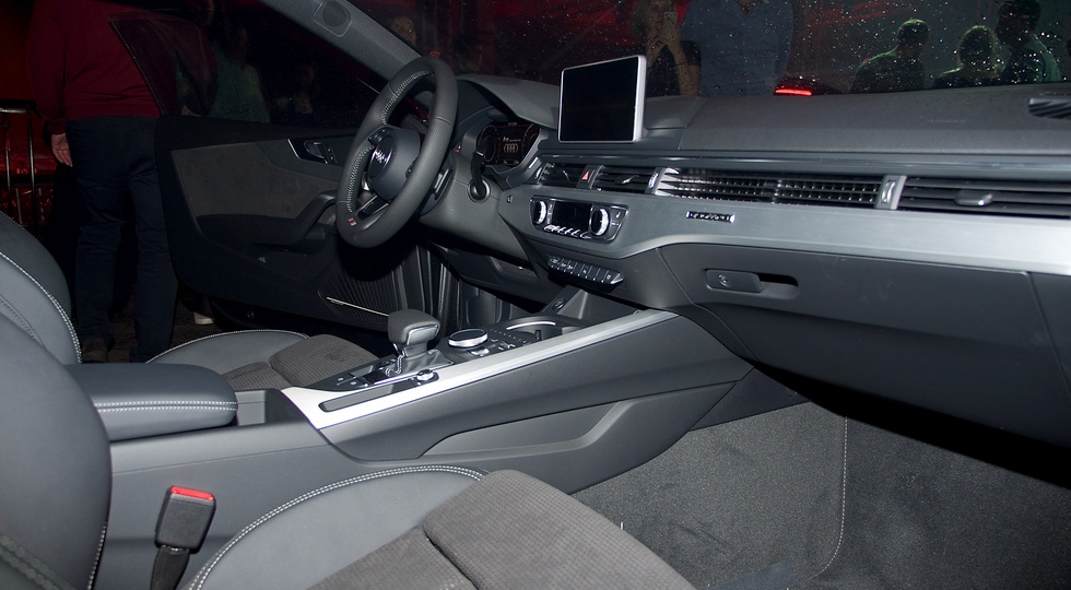 Российская премьера Audi A5 нового поколения