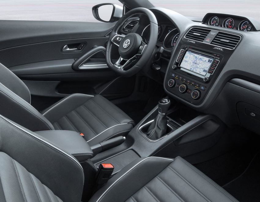 Рестайлинговый Volkswagen Scirocco 2015