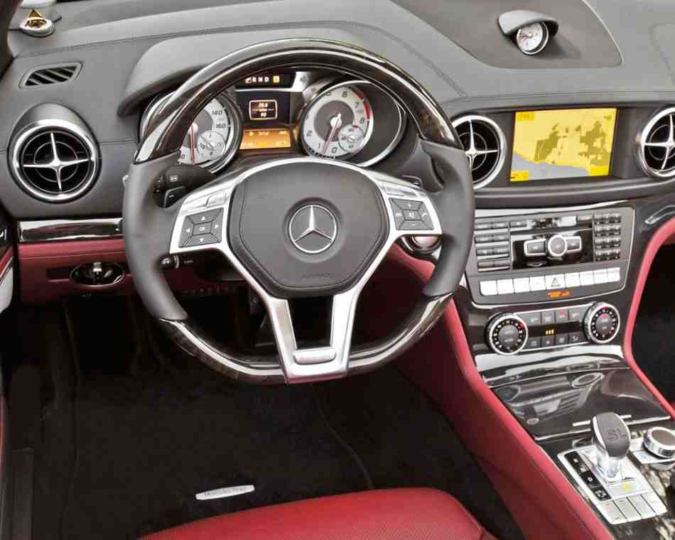 Новый Mercedes SL550 2013: фото, характеристики, цена