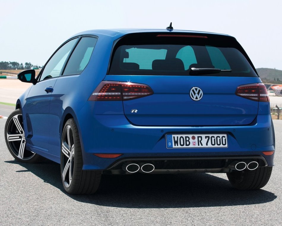 Представлен «заряженный» Volkswagen Golf R 7